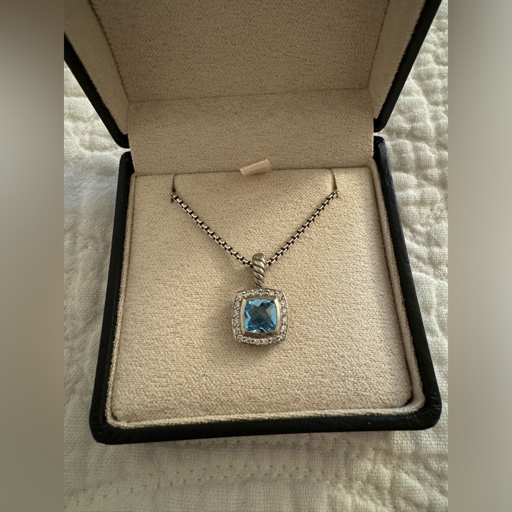 David Yurman - Petite Albion® Pendant Necklace